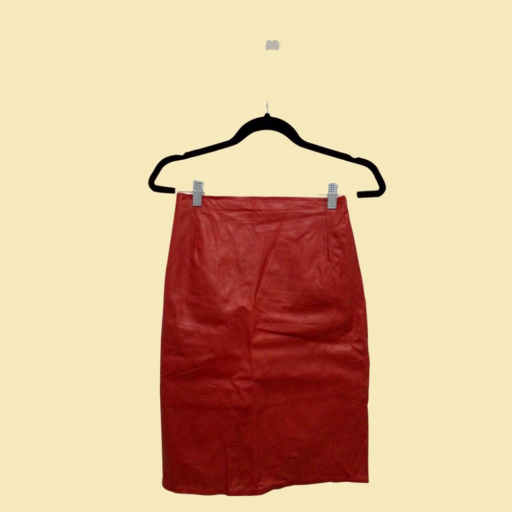 Firenze Santa Barbara vintage 100% leather skirt